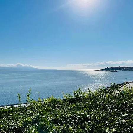 아파트 S08 Apartment With Patio And Sea View *